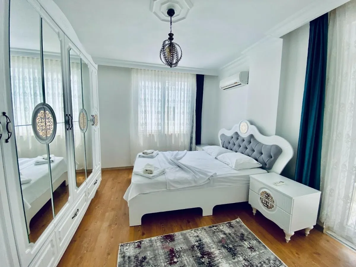 Konyaalti Furkan Family Apartment Antalya